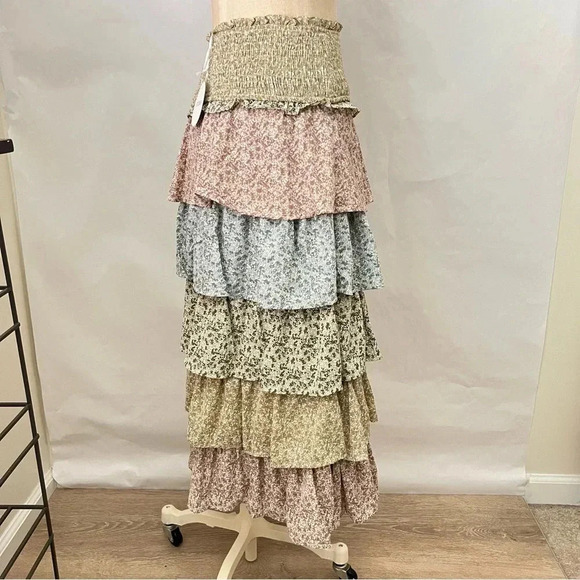 Storia Color Block Tiered Maxi Skirt Floral Smocked Waist Olive Multi Lined - Picture 5 of 10